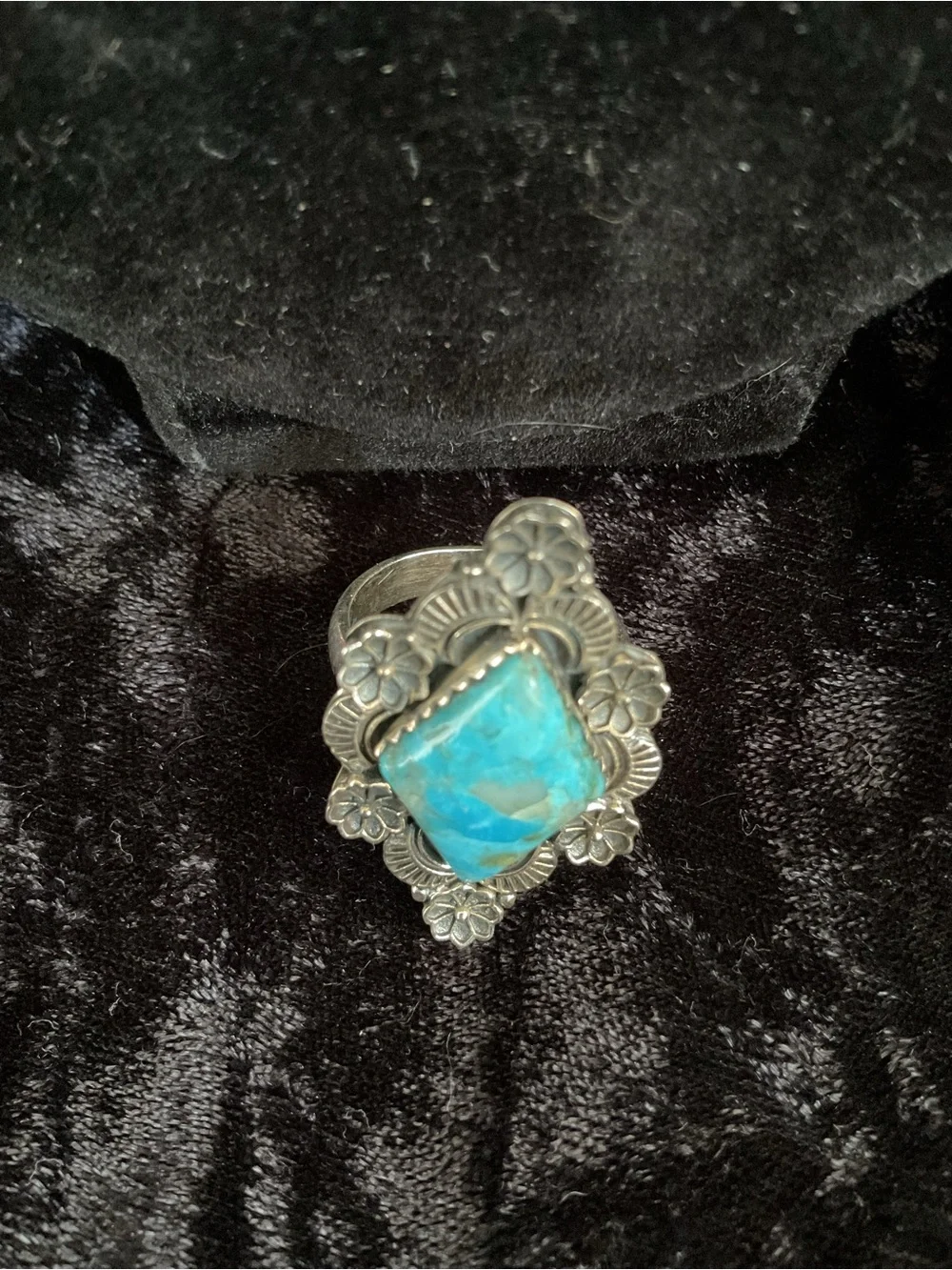 Navajo Turquoise Stone Floral Silver Ring  size 8